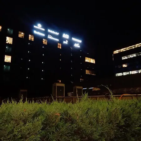Garsoniera アパート *